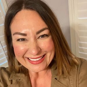 Meet your Posher, Maribeth